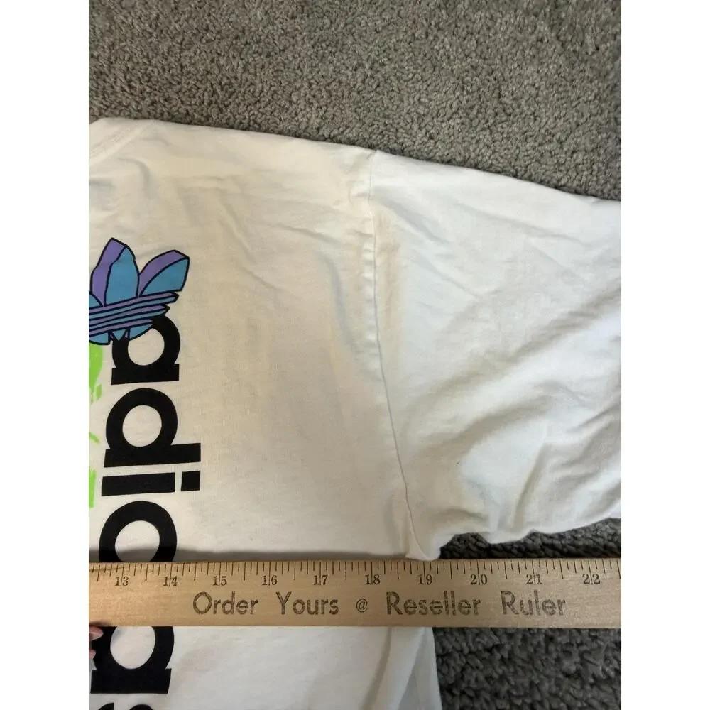 Adidas Shirt Mens M White World Wide Trefoil Logo Graphic Crew Neck Cotton